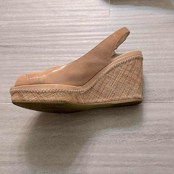 Stuart Weitzman wedge sandals Size 8 - Picture 5 of 13